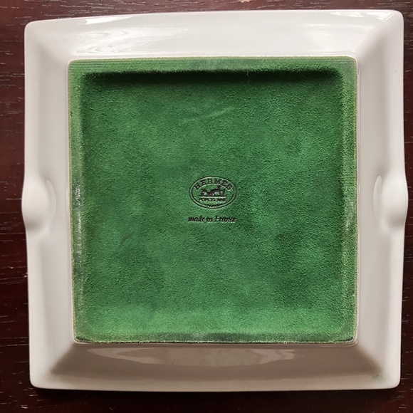 VINTAGE HERMES PARIS TOUCAN Porcelain Cigar Ashtray/Change Tray - Picture 7 of 10